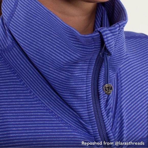 Lululemon Blue Striped In Stride Jacket, GUC, fits true to size. - Picture 4 of 8